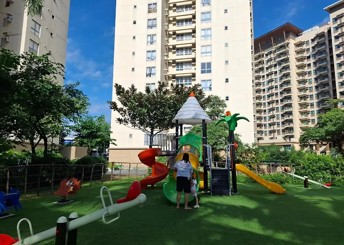Cozy Hotel-style 1 Bedroom Unit 5l At Eastbay Residences By Rockwell Manila