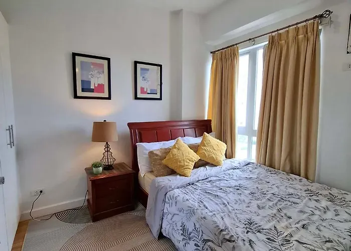 Cozy Hotel-style 1 Bedroom Unit 5l At Eastbay Residences By Rockwell *