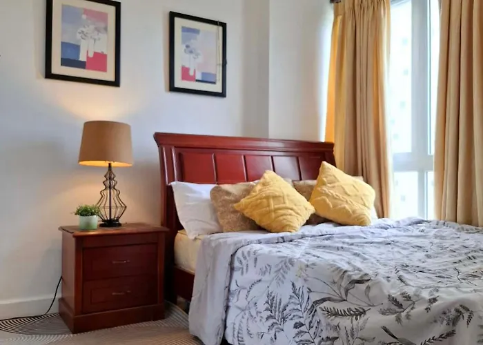 Cozy Hotel-style 1 Bedroom Unit 5l At Eastbay Residences By Rockwell