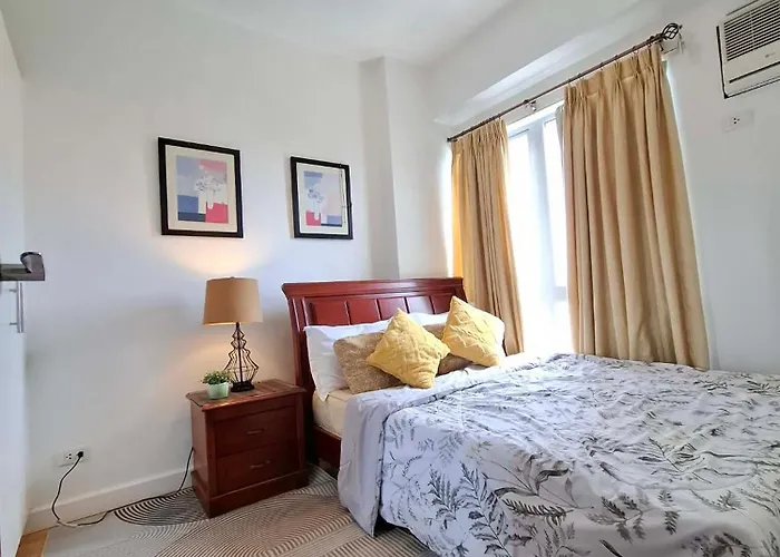Cozy Hotel-style 1 Bedroom Unit 5l At Eastbay Residences By Rockwell